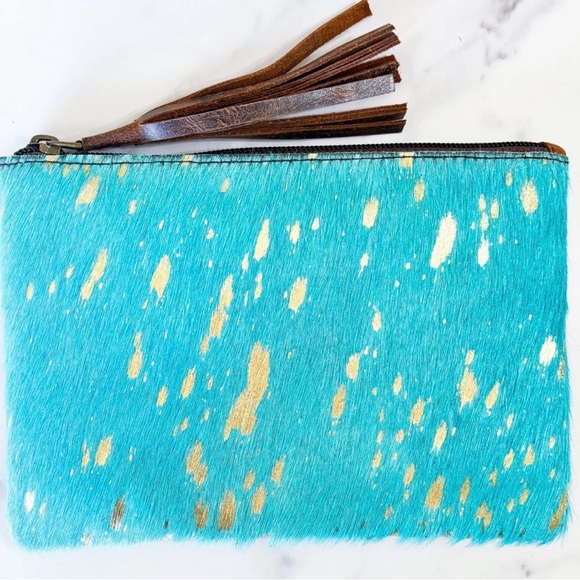 aura and luxe Handbags - Turquoise Hair-On-Hide Leather Clutch Gold Speckled Tassel Pouch